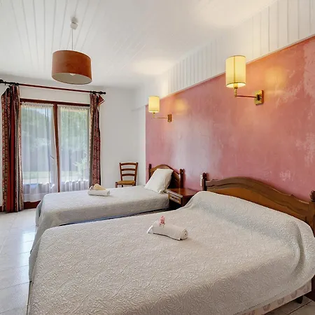 Ferme Du Roc Pensionat 3*
